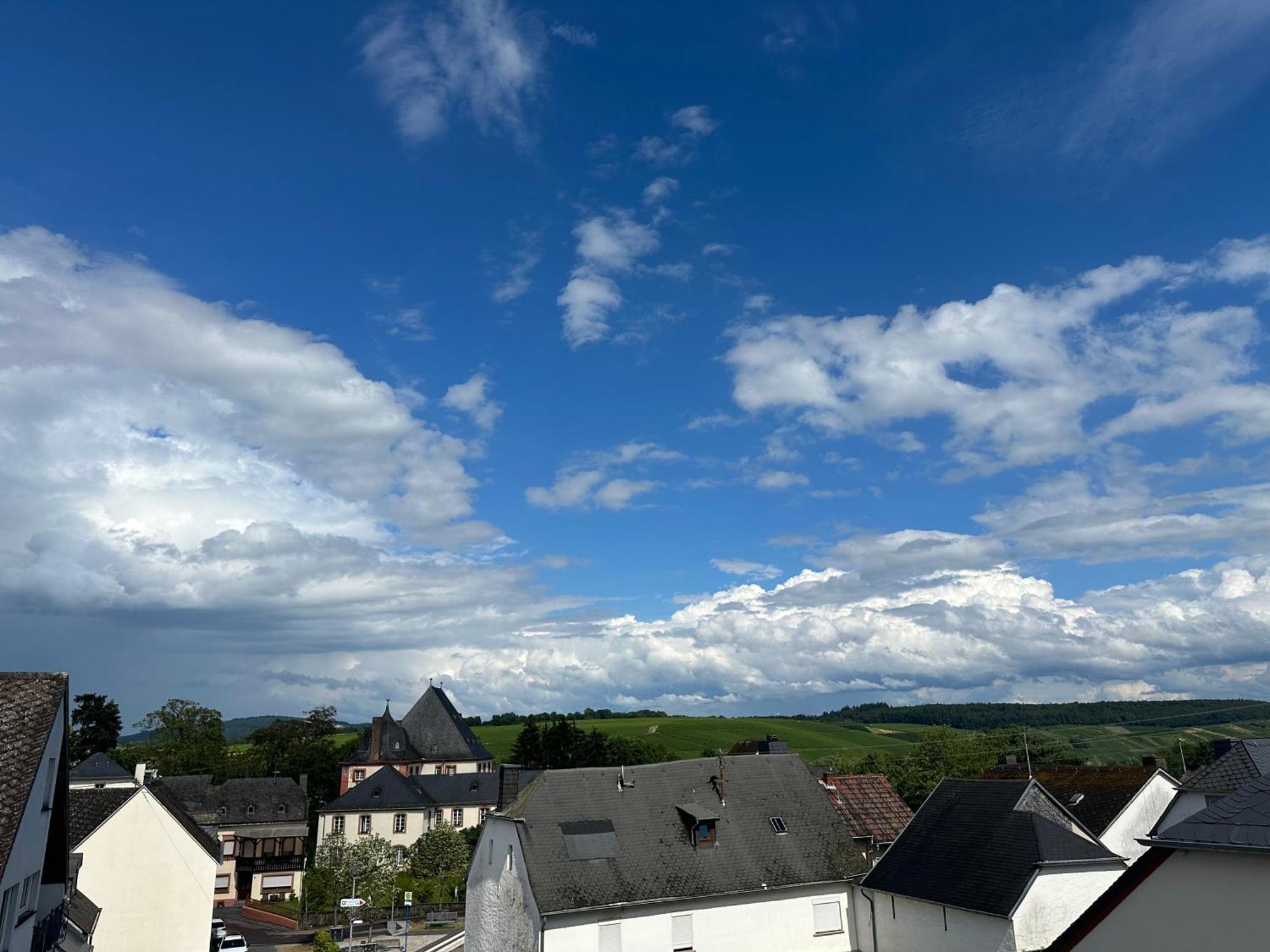 Neue Mit Weinbergsblick - Urlaub Im Wein- Und Ferienort